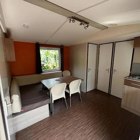 Mobil Cosi Climatise Pour 6 - Tohapi * Vogelgrun